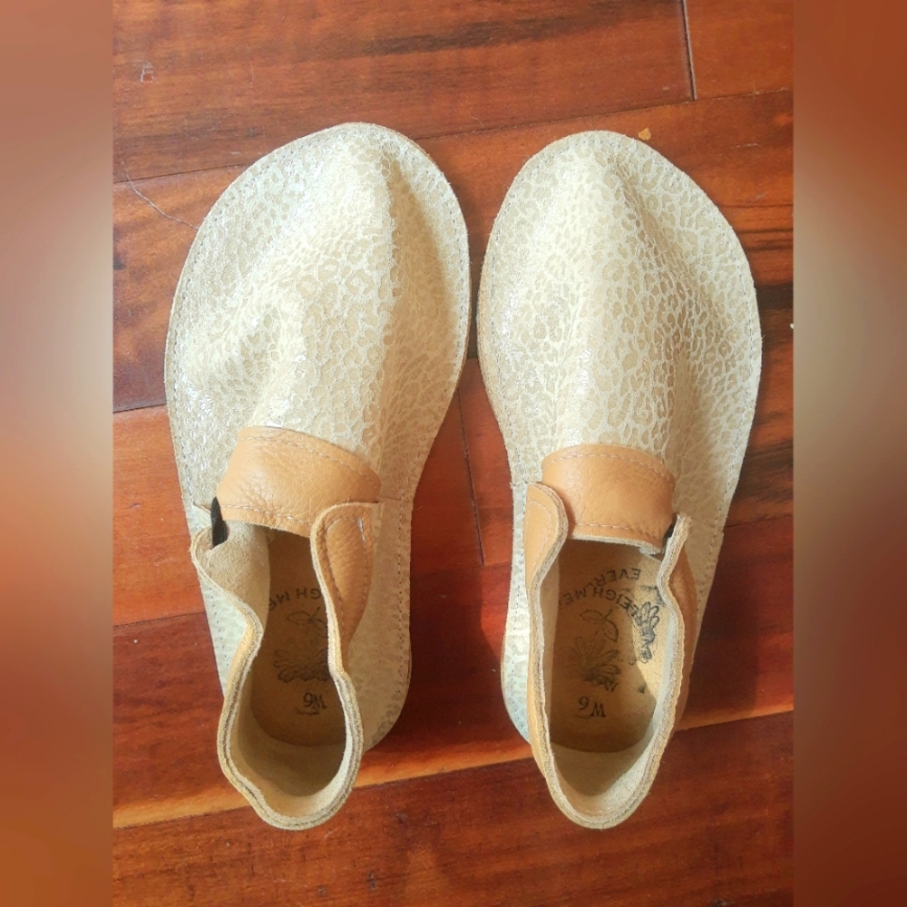 Everleigh Meadow, Size 6, Nude Cheetah, Mama Loafers, Barefoot